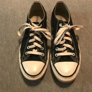 Black converse
